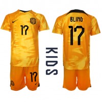 Holandsko Daley Blind #17 Domáci Detský futbalový dres MS 2022 Krátky Rukáv (+ trenírky)